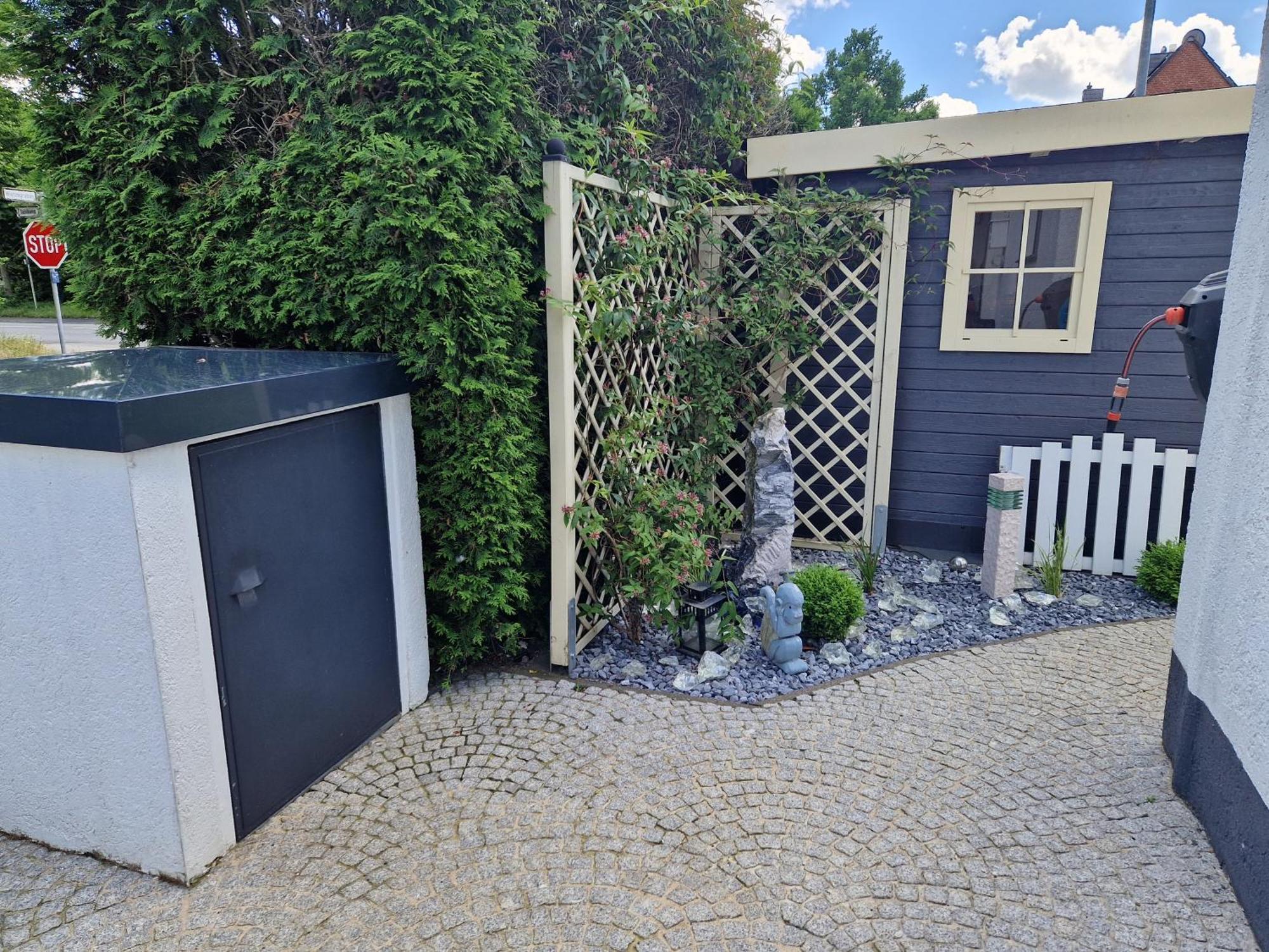 Ferienwohnung Ca 110 Qm Zzgl 17 Qm Terrasse Hannover Bagian luar foto